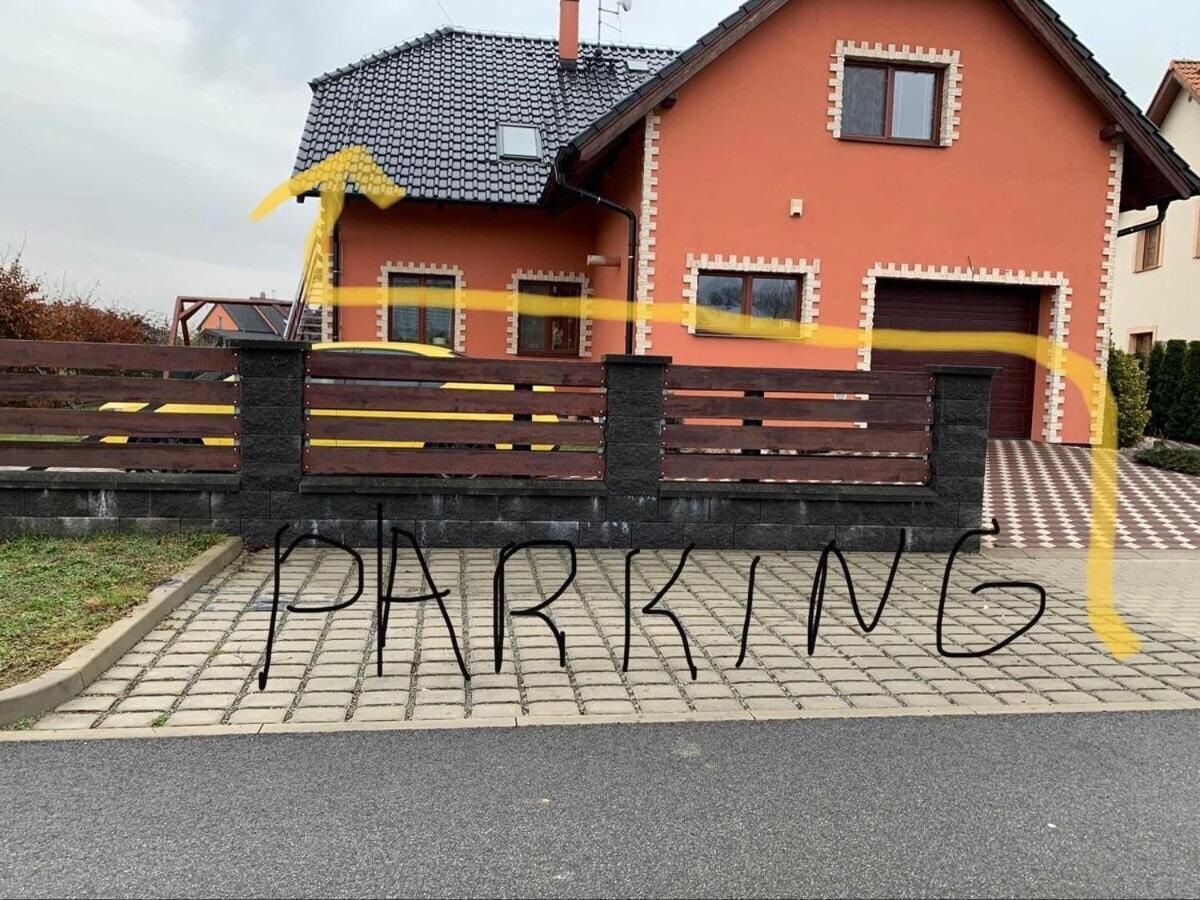 Apartman U Ceskeho Raje Knezmost Exterior photo